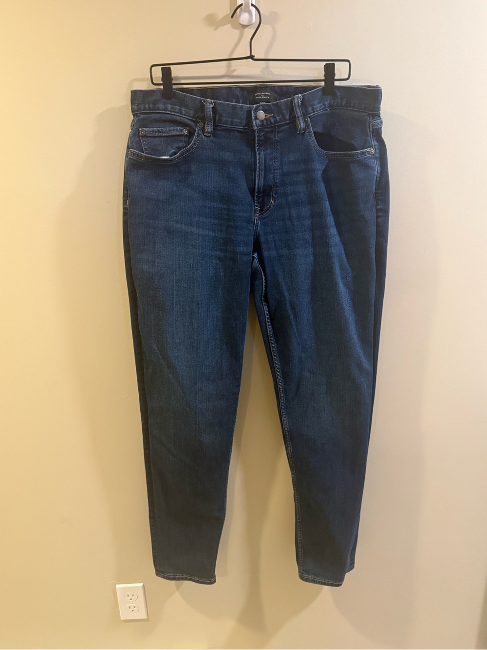 Banana Republic Travel Athletic Jeans in Dark Blue
